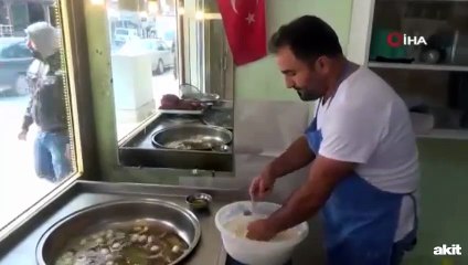 Ülkenin en hızlı lokmacısı meslektaşlarına meydan okuyor