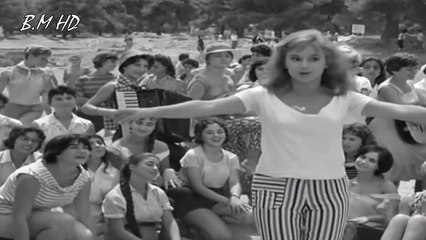 Νιάου Νιάου βρέ γατούλα - Αλίκη Βουγιουκλἀκη