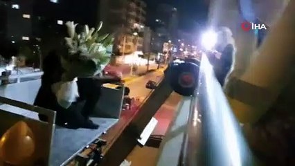 Alanya’da damat kız istemeye mobil asansörle geldi