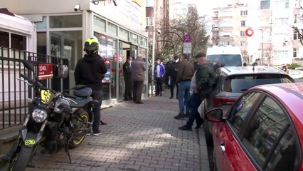Vergi Borcunu Son Günlere Bırakan Vatandaş: "Sıkıntı Bizde, Devlete Vermek Zor Mu Geliyor?"