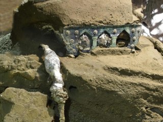 Pompeji: Archäologen graben "erotischen" Triumphwagen aus