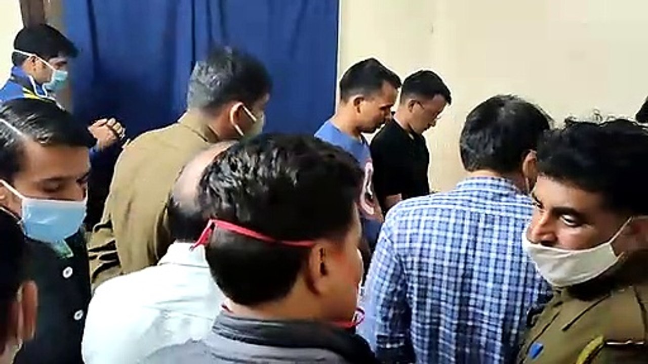 एमबीबीएस अंतिम वर्ष के छात्र ने छात्रावास में फंदा लगाकर दी जान