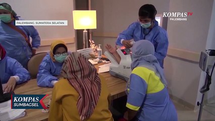 Warga Palembang Terus Diyakinakan Vaksin Covid-19