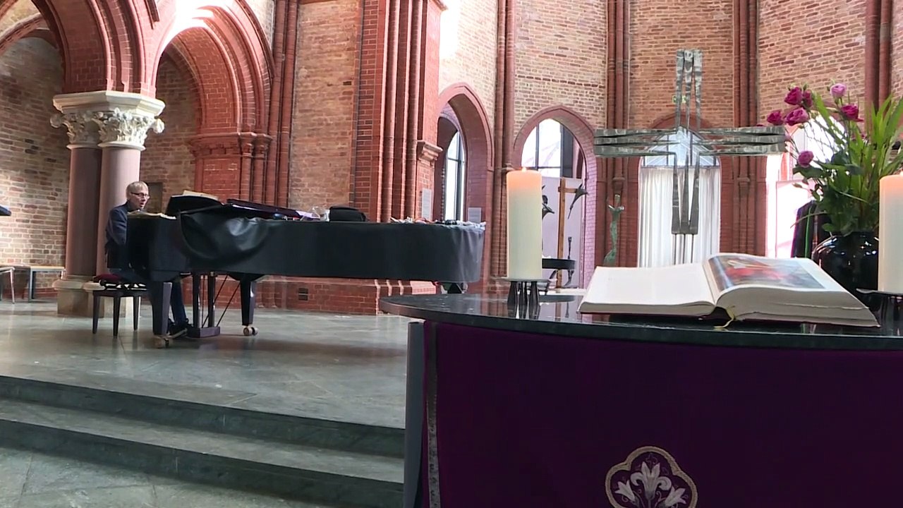 Kirche in corona-zeiten: "alleinlebende haben es schwer"