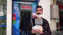 Diyarbakır’da insanlık ölmemiş dedirten olay: İşsiz genç ATM’de bulduğu parayı banka yetkililerine teslim etti