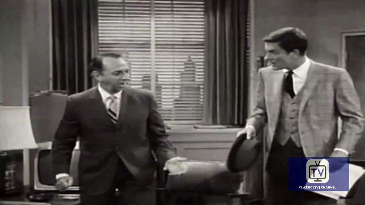 The Dick Van Dyke Show - Season 2 - Episode 5 - Hustling the Hustler | Dick Van Dyke