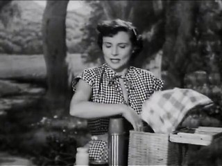 Life with Elizabeth - Season 1 - Episode 14 - Mama's Visit/Bicycle Picnic/Nosey Neighbours