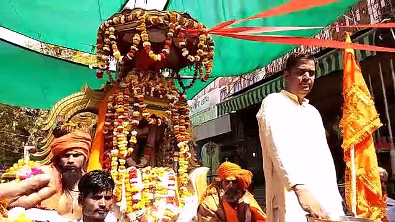 परमहंस बाबा परमानंद की पुण्यतिथि पर उमड़ा आस्था का सैलाब