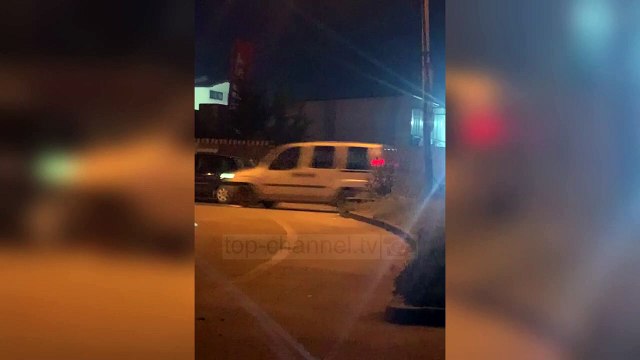 Punonjëset e seksit në Urën e Dajlanit, momenti kur tre vajzat përpiqen të ndalojnë makinën (1)