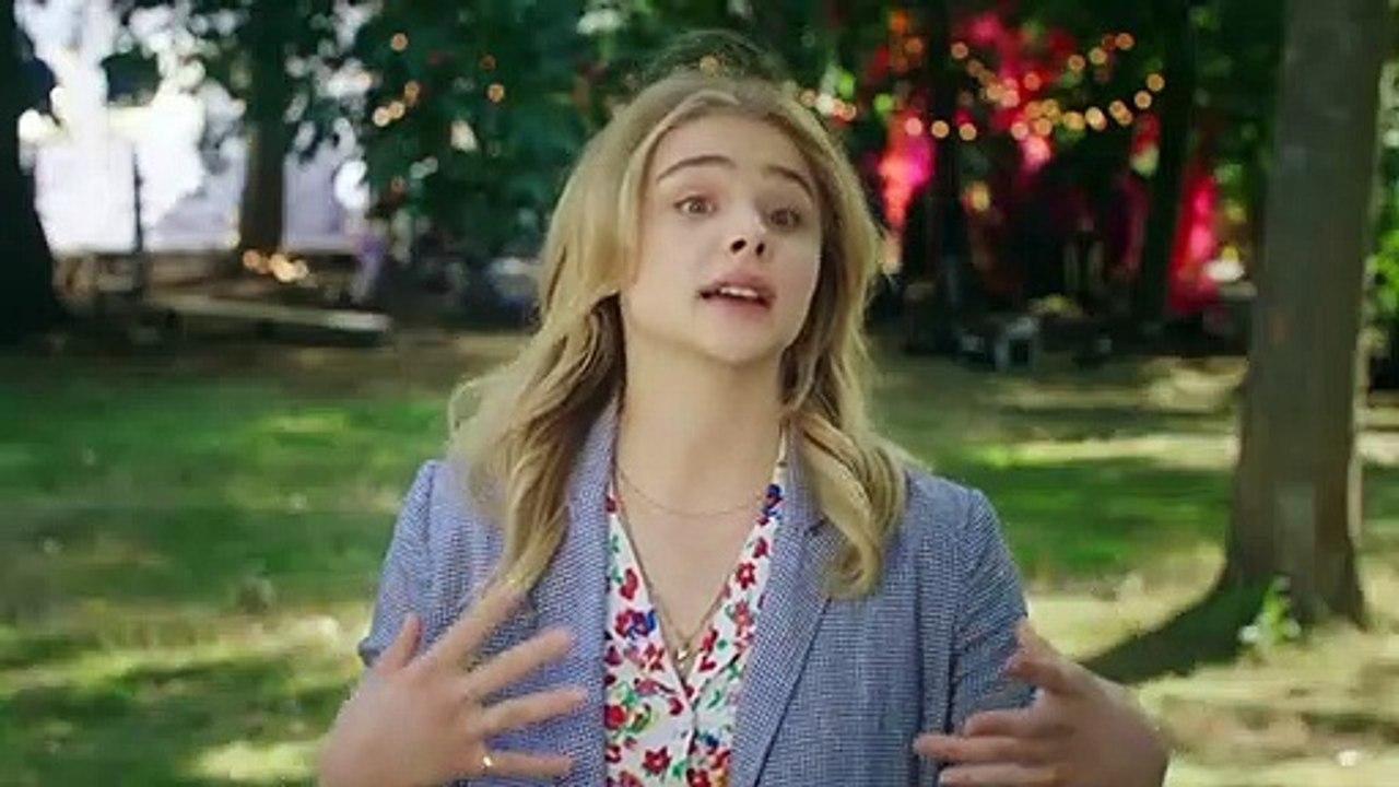 Chloe Grace Moretz 2021  Chloe grace moretz, Chloe grace, Movie photo