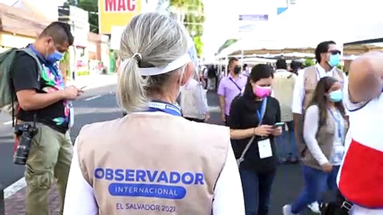 Salvadoreños acudieron a comicios que podrían dar a Bukele control del Congreso