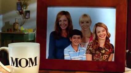 Mom - S 03 E 18 - Beast Mode and Old People Kissing