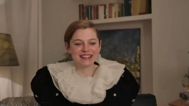 Emma Corrin 2021 Golden Globes Backstage Interview