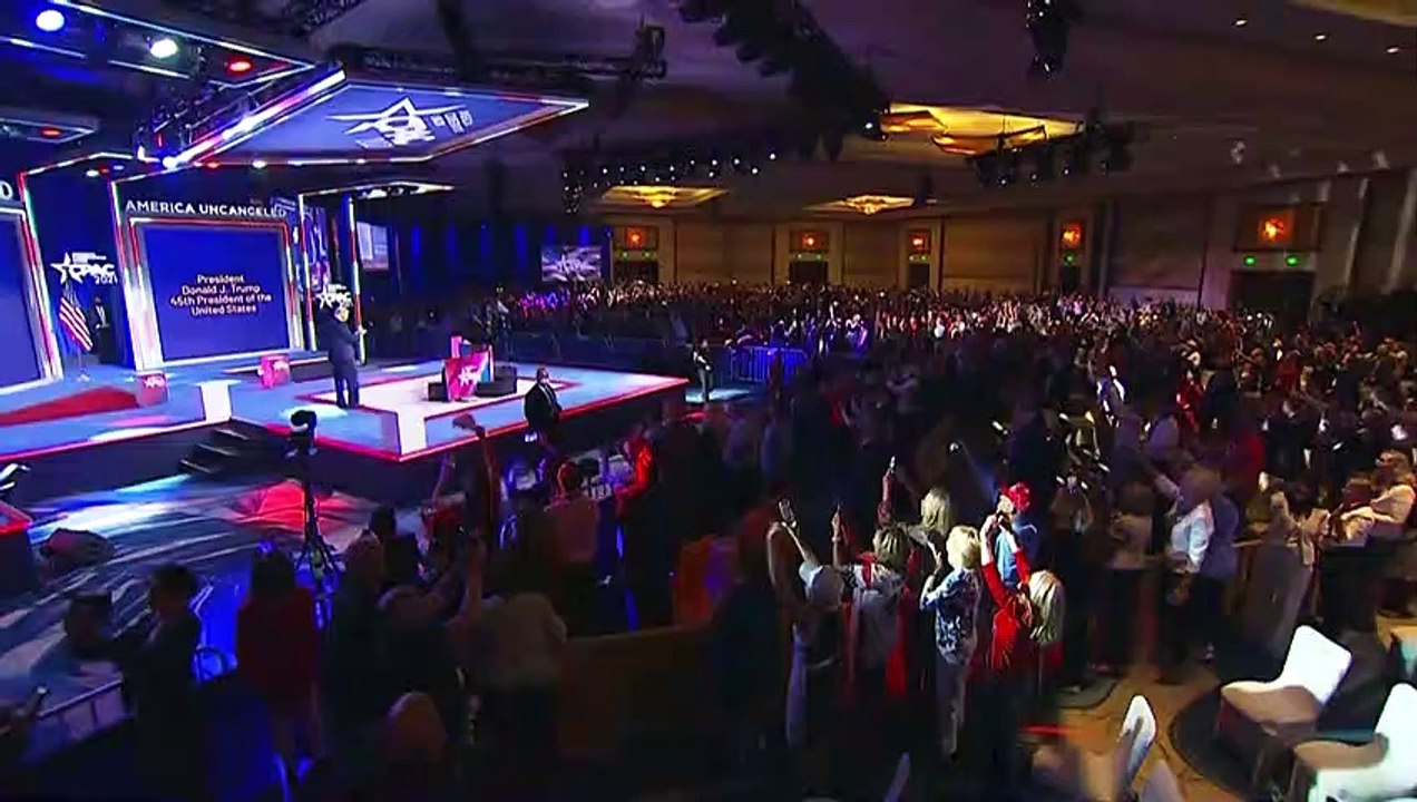 Trumps Rückkehr ins Rampenlicht