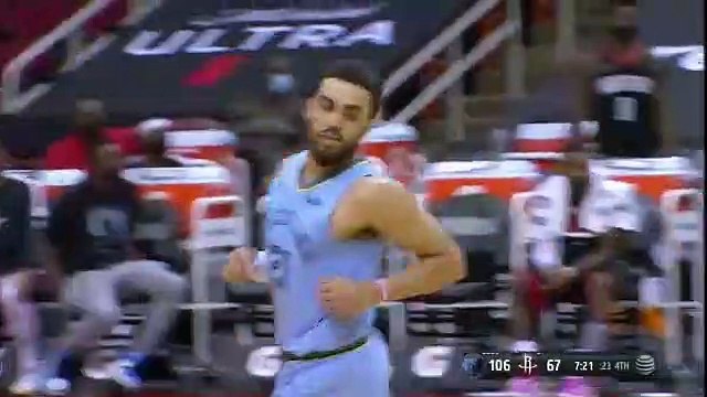 Les premières minutes de Killian Tillie