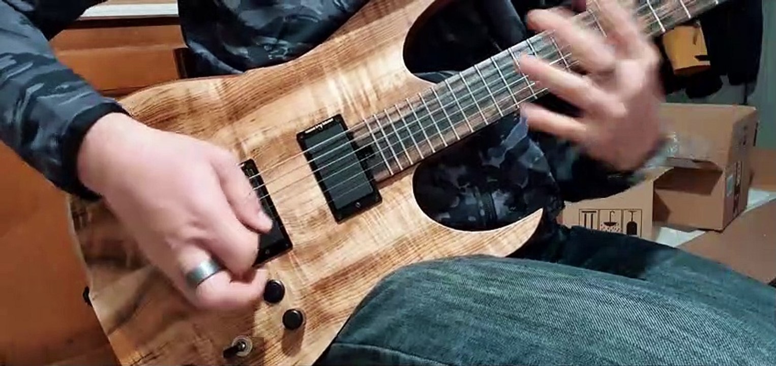 Hufschmid 'Tantalum' model - Goofing around!