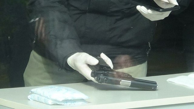 Müşteri gibi gelip bankayı soymaya çalıştı