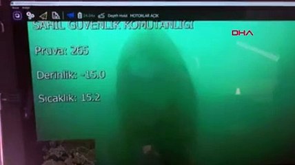 Gökçeada'da alabora olup batan 16 metre derinlikteki tekne bu şekilde görüntülendi