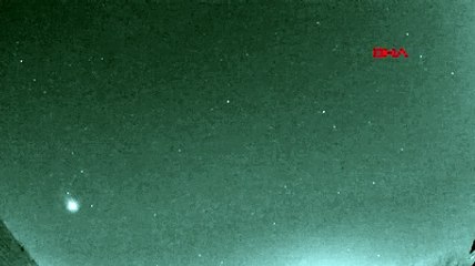 İngiltere'de dev meteorun düşüşü güvenlik kamerasına yansıdı