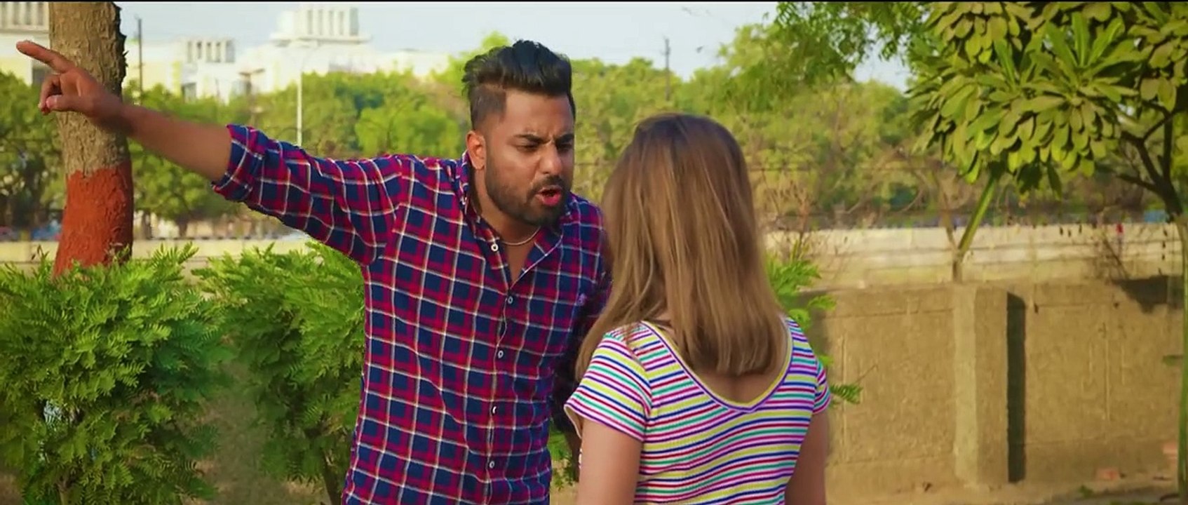 INDIAN COUPLES ON VALENTINES DAY ..