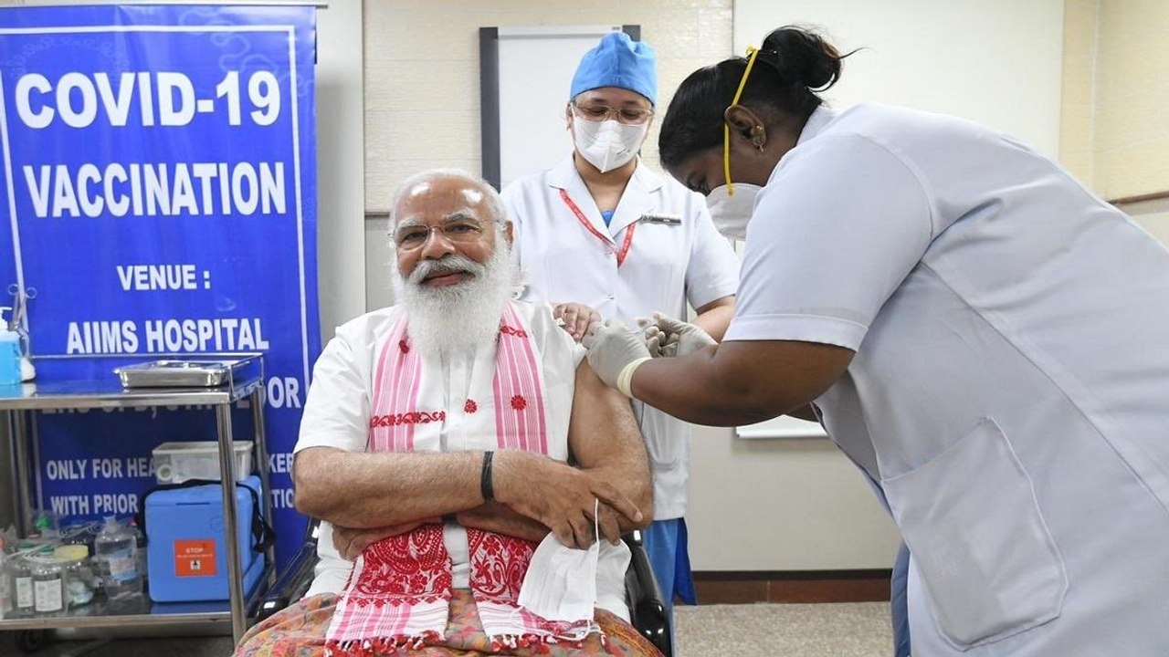 PM Modi takes first dose of Covid-19 vaccine