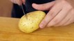 Astuce : voici comment éplucher très rapidement des pommes de terre !