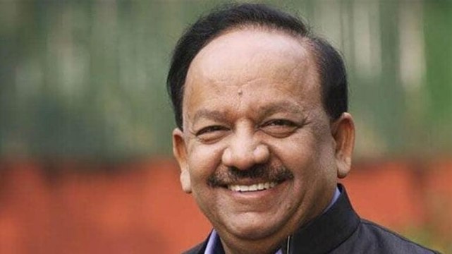Health Minister Harsh Vardhan urges citizens, politicians to get vaccinated against coronavirus