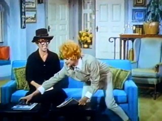 The Lucy Show - Season 6 - Episode 14 - Lucy and Carol Burnett - Part 1