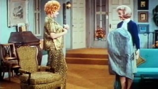 The Lucy Show - Season 6 - Episode 7 - Little Old Lucy