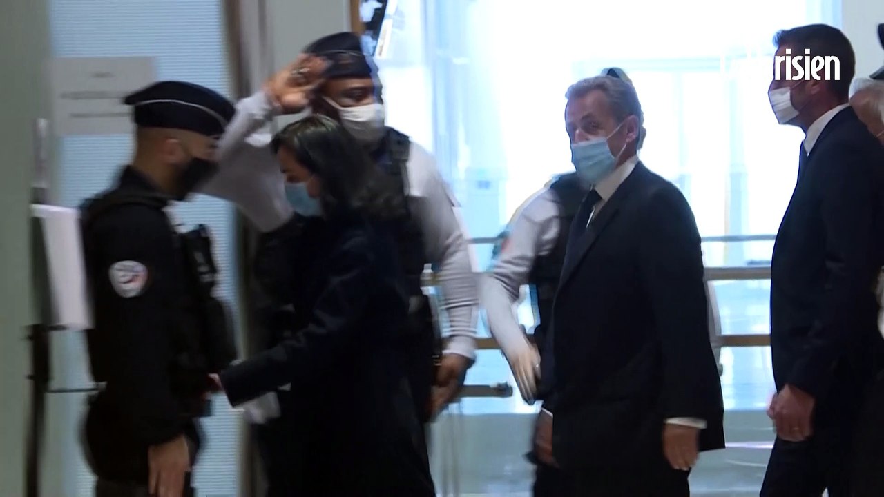 Affaire des "écoutes": Nicolas Sarkozy arrive au tribunal pour connaître le jugement