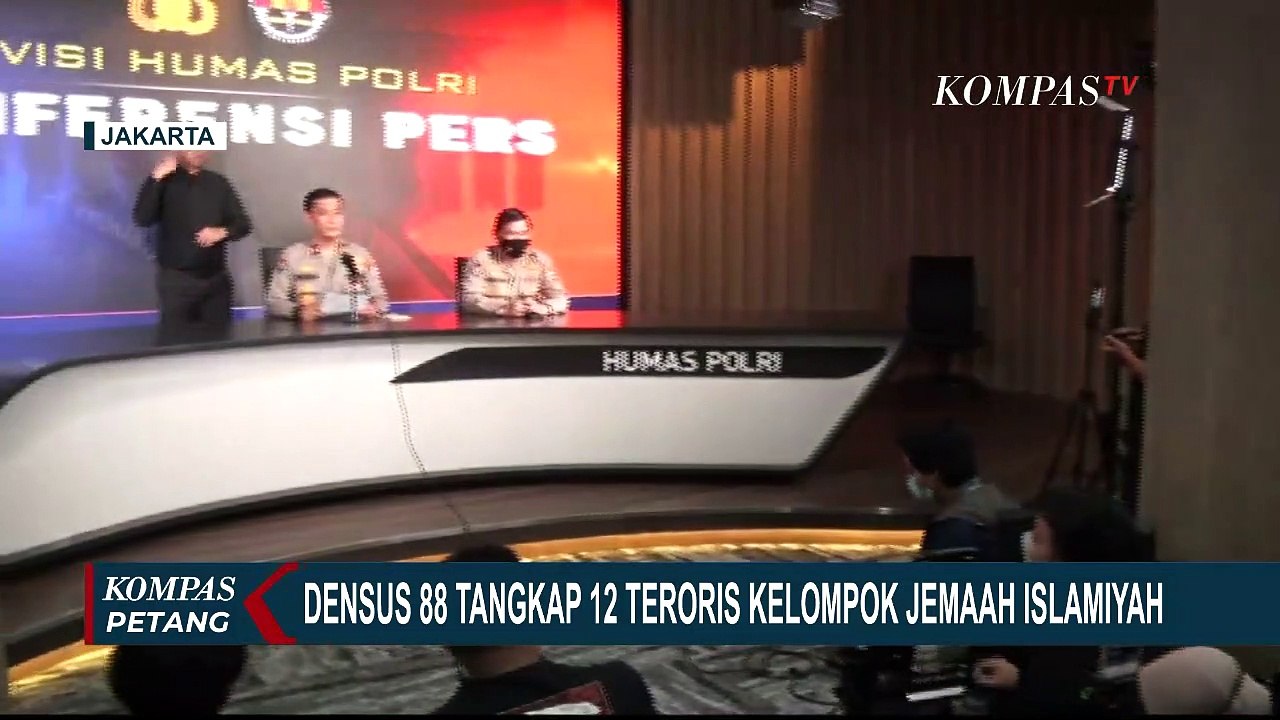 Densus 88 Tangkap 12 Teroris Jemaah Islamiyah