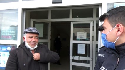 TOKAT - Bir kadın yolda bulduğu 20 bin lirayı polise teslim etti