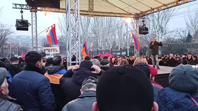 تظاهرات جديدة في أرمينيا مع تفاقم الأزمة السياسية