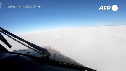 Iceberg gigante se separa na Antártida