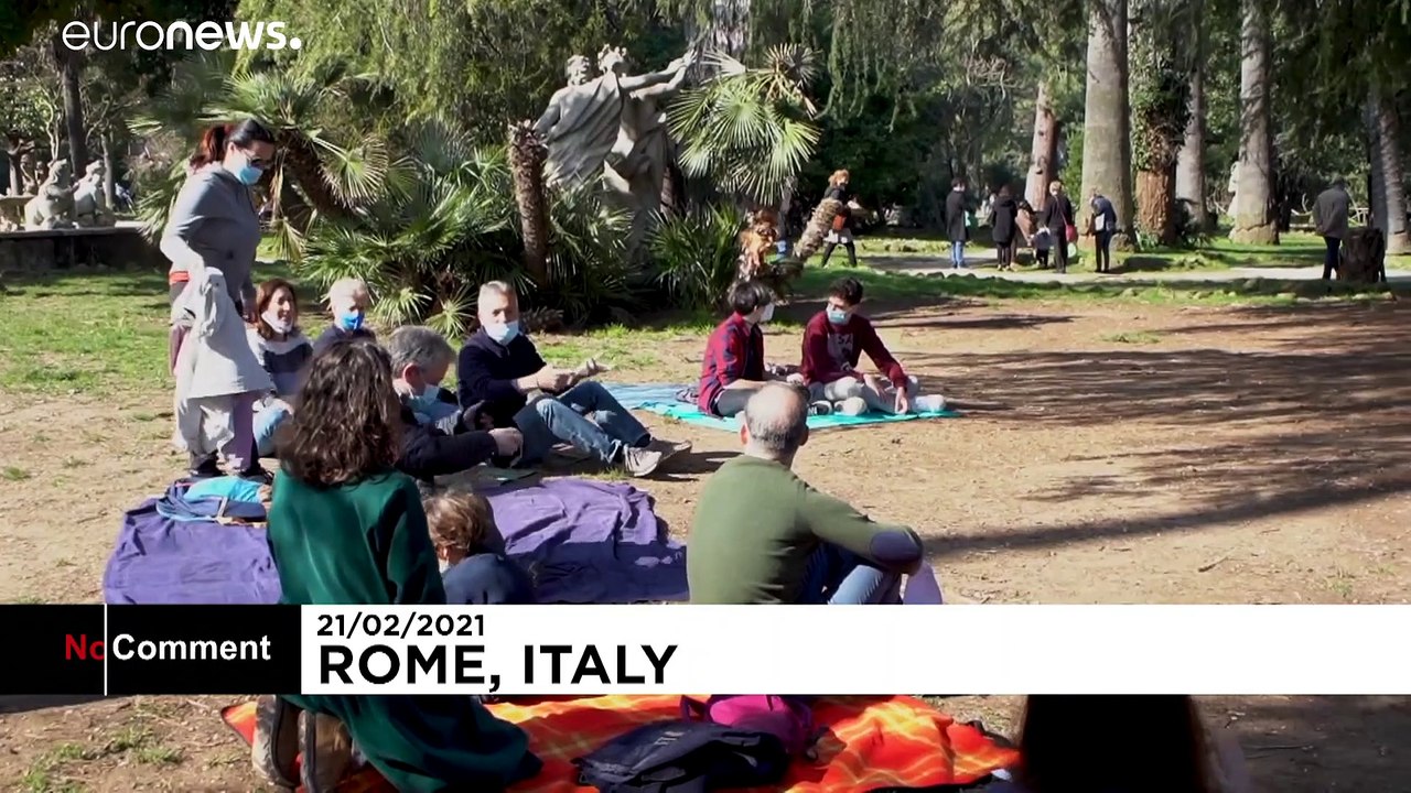 Theater statt Essen: Italienische Schauspieler liefern Kunst