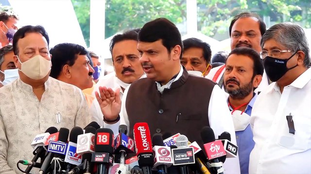 Devendra Fadanvis Hits Out At MVA Government Over Shivaji Maharaj Statue