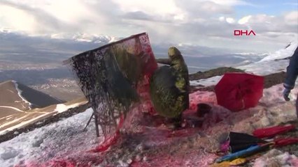 ERZURUM Kadına şiddete dikkat çekerken ölümden dönen profesör: Bazen yanlış anlıyorlar