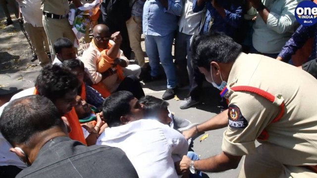 BJYM Leaders Dharna At Telangana Inter Board Office