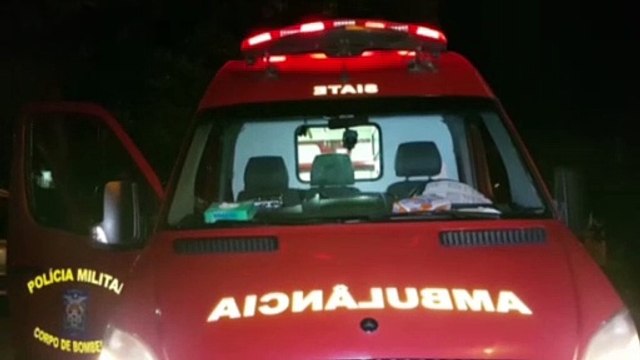 Idosa fica ferida ao cair de cadeira em residência no Bairro Alto Alegre