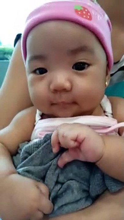 nmasyal ang bata