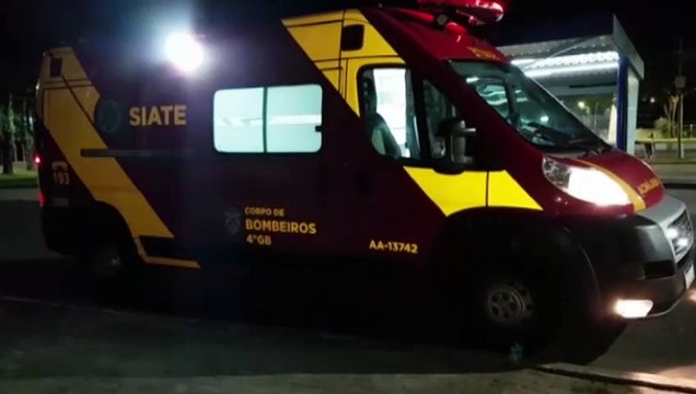 Embriagado, homem desmaia e bate a cabeça no centro de Cascavel