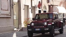 Jeep® Gladiator Overland Driving in the city