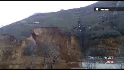 Adeta yer yerinden oynadı!