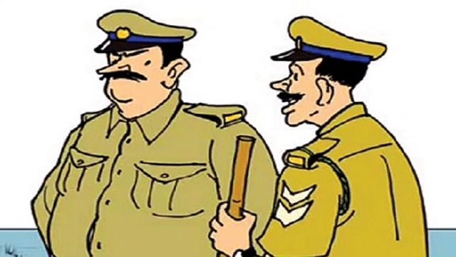 15 क्वार्टर देसी शराब के साथ आरोपी को पकड़ा