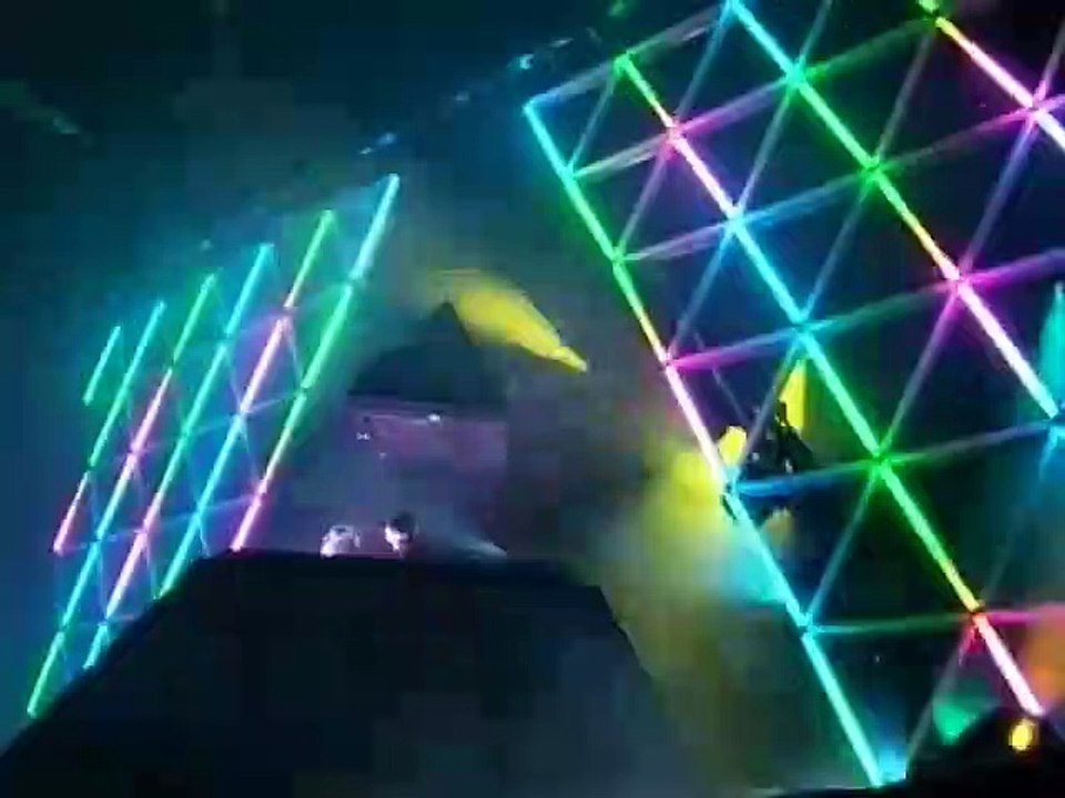 Daft Punk - Harder, Better, Faster, Stronger (Alive 2007)