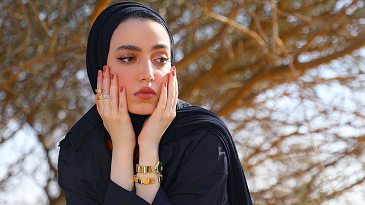 فيديوشوت: تألقي بمجوهرات وساعات Gem Dior على طريقة لينا الغوطي