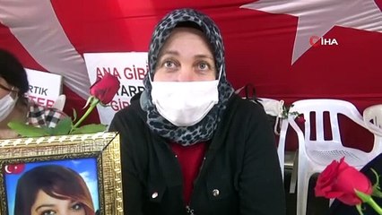 Evlat nöbetindeki anneden kızına teslim ol çağrısı