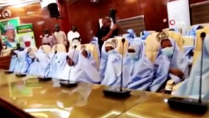 - Nijerya'da okul baskınında kaçırılan kız öğrenciler serbest bırakıldı