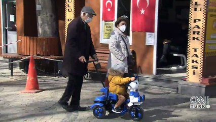 Ankara'da 65 yaş üstü sokağa çıktı