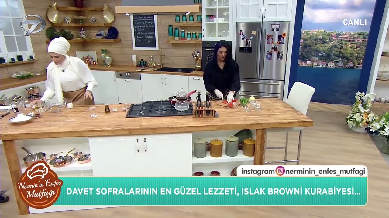 Kakaolu ıslak kurabiye nasıl yapılır? En kolay browni kurabiye tarifi